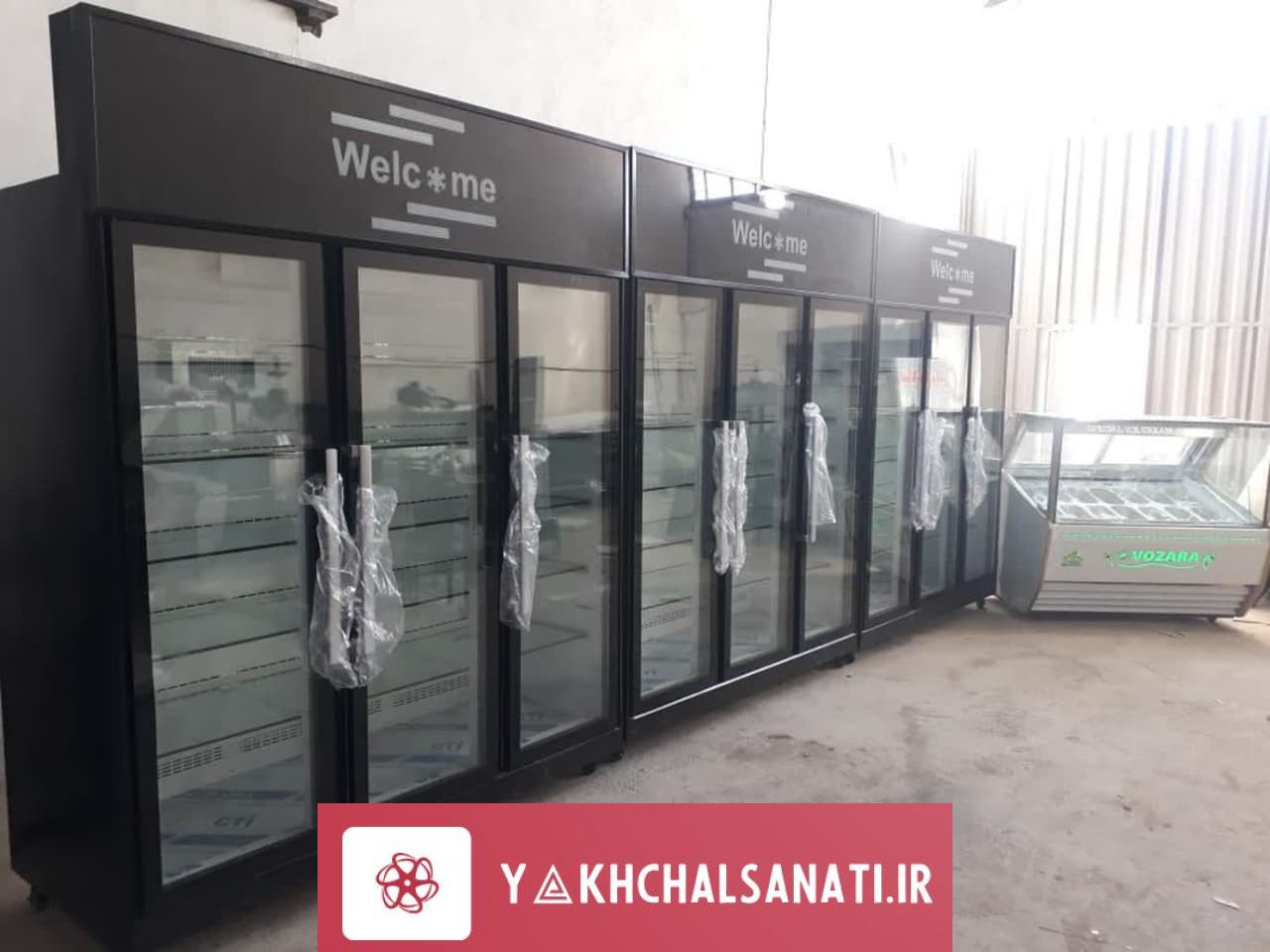 یخچال ایستاده ۳ درب پروتئینی رنگ مشکی